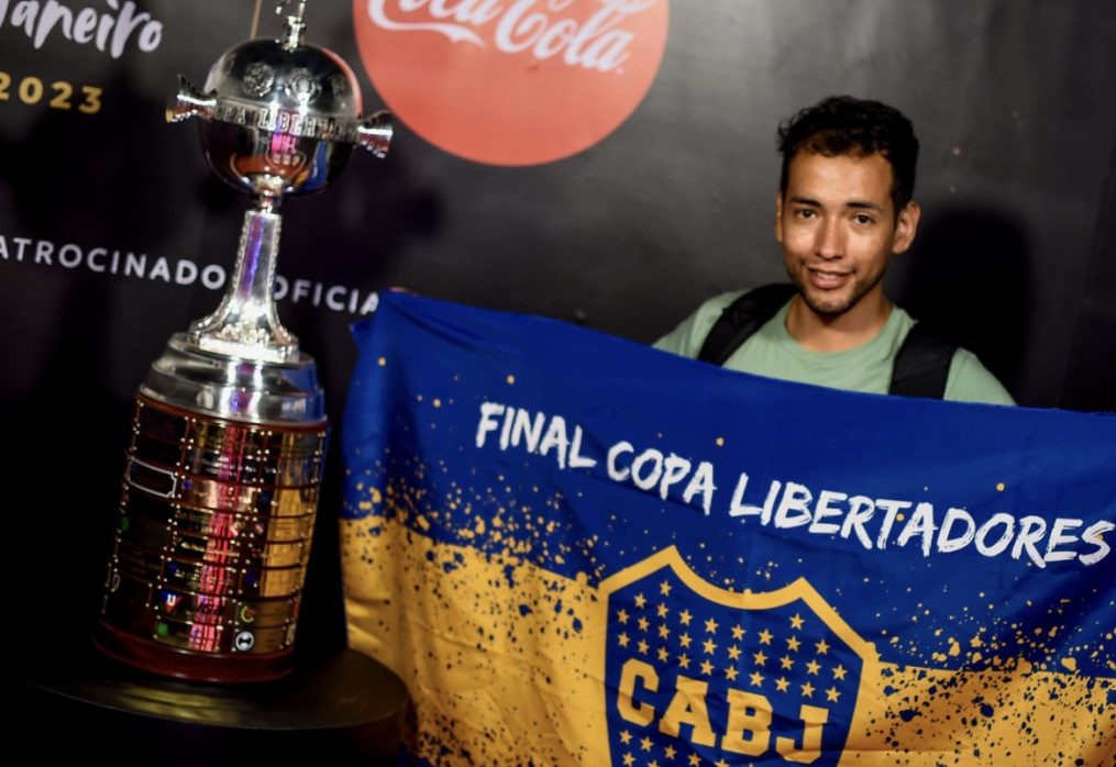Coca-Cola expone trofeo de la CONMEBOL Libertadores en el Fan Zone